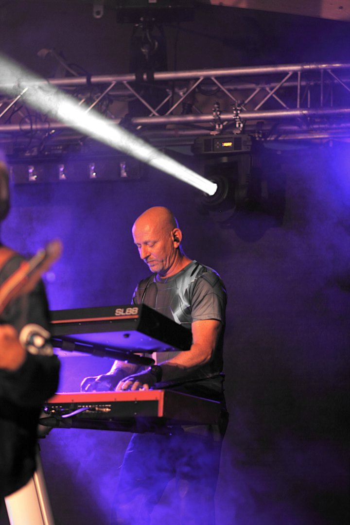 X&Y Konzert Coldplay by the lake - Coldplay Tribute Band Live Foto